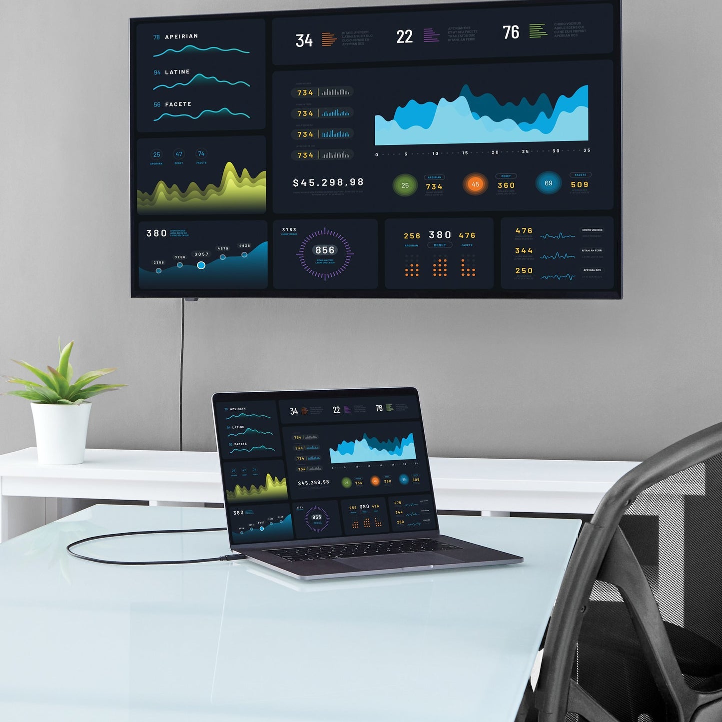 USB Type-C™ to DVI Adapter